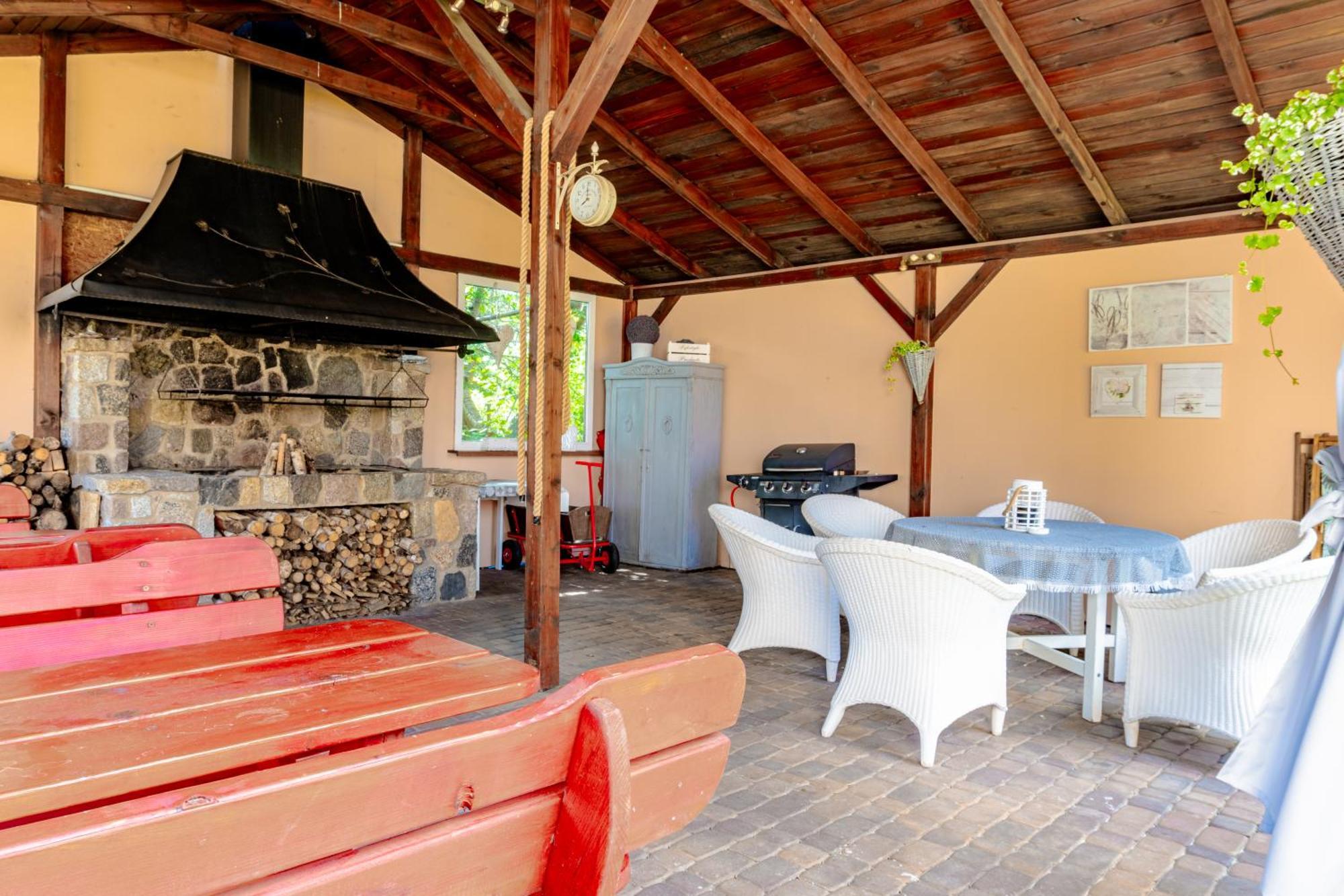 Pokoje Goscinne Raf-Tur - Sala Zabaw, Grill - Idealny Dla Rodzin Z Dziecmi Ostrowo  Εξωτερικό φωτογραφία